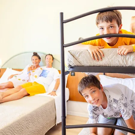 Brora Family Village 3* Лидо-ди-Савио