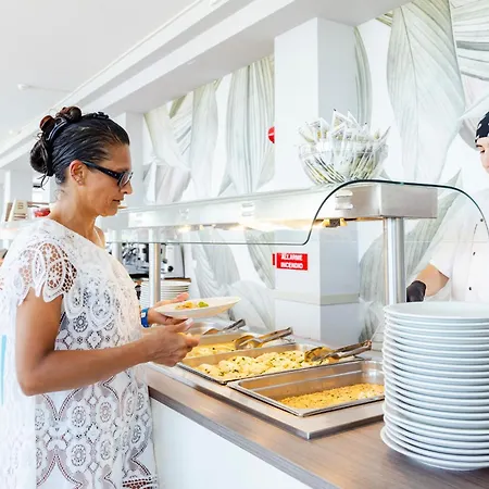 Hotel Brora Family Village